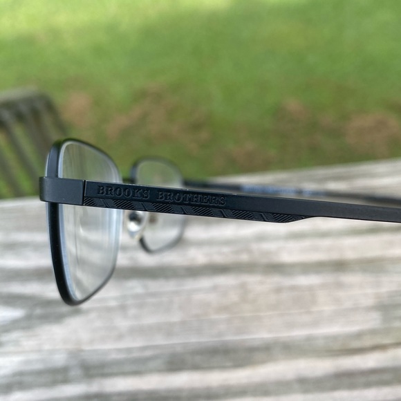 SOLD 💲Brooks Brothers Men’s glasses frames BB1057T - Picture 6 of 13
